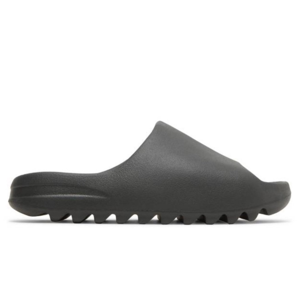 Yeezy Slides ‘ONYX’